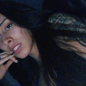 Meet your Posher, Natalie